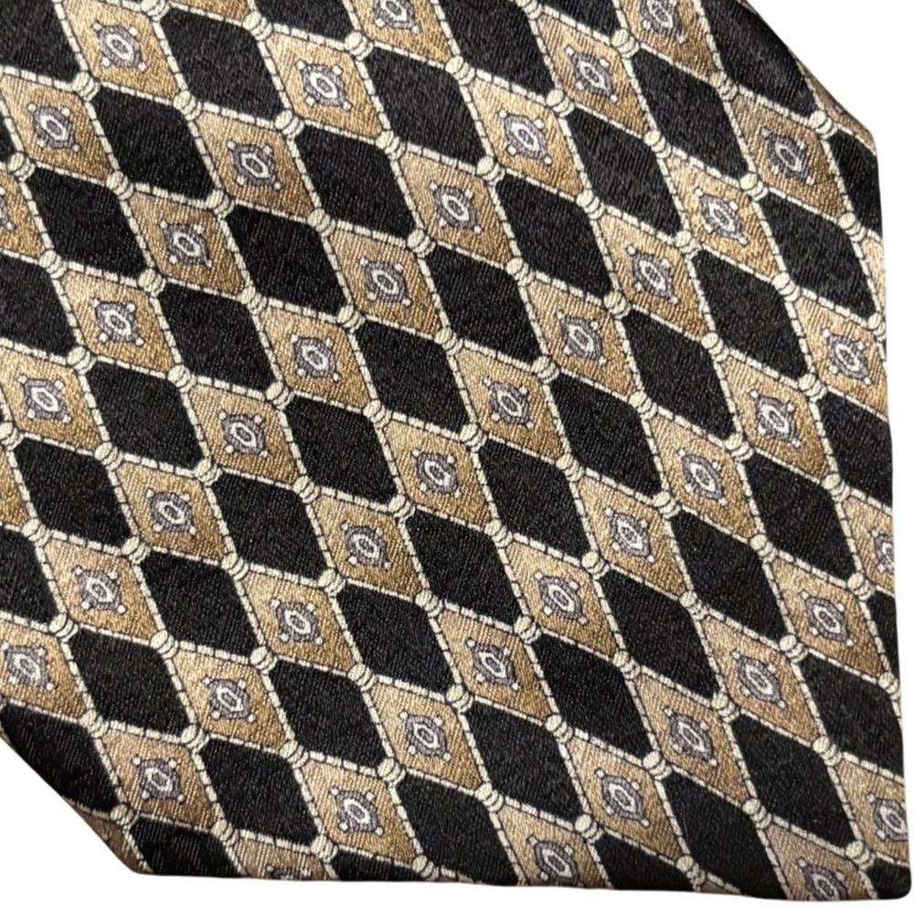 Kilburne and Finch Mens Silk Necktie Black Gold Geometric Diamond Hand Made 60in